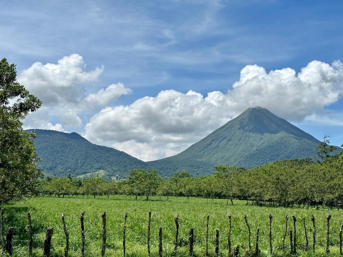Oasis Arenal Villa Downtown Arenal Volcano View La Fortuna Exterior foto